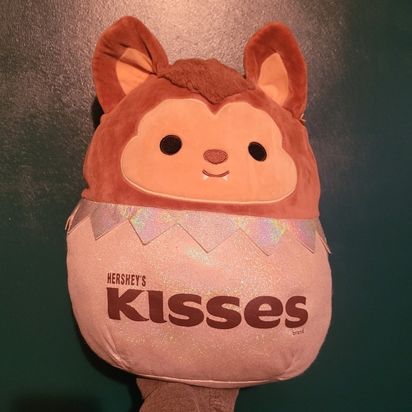 Hershey Wade squishmallow - Picture 2 of 5